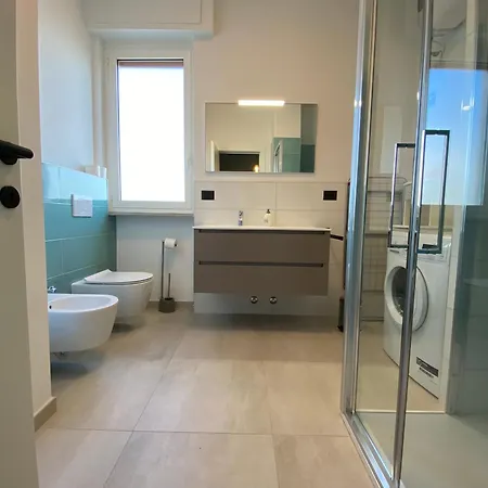 Spazioso Attico Fronte Mare شقة ألبينغا
