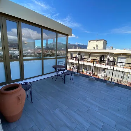 Spazioso Attico Fronte Mare شقة ألبينغا