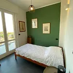 Spazioso Attico Fronte Mare Appartement