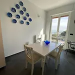 Appartement Spazioso Attico Fronte Mare Albenga