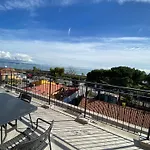 Spazioso Attico Fronte Mare 公寓 阿尔本加
