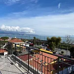 Spazioso Attico Fronte Mare 公寓