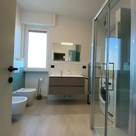 Spazioso Attico Fronte Mare Appartement